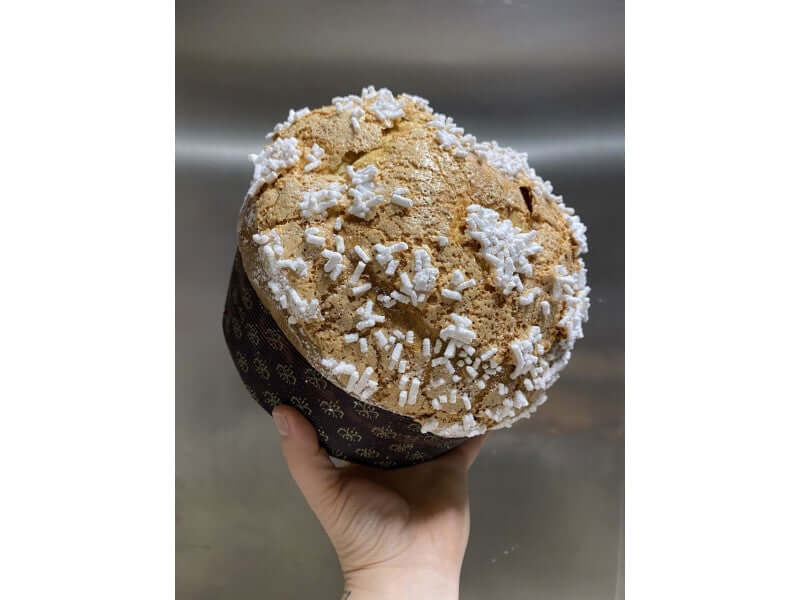 "Zaffettone" dolce natalizio con Zafferanetto, pere, cioccolato al caramello e mandarino.