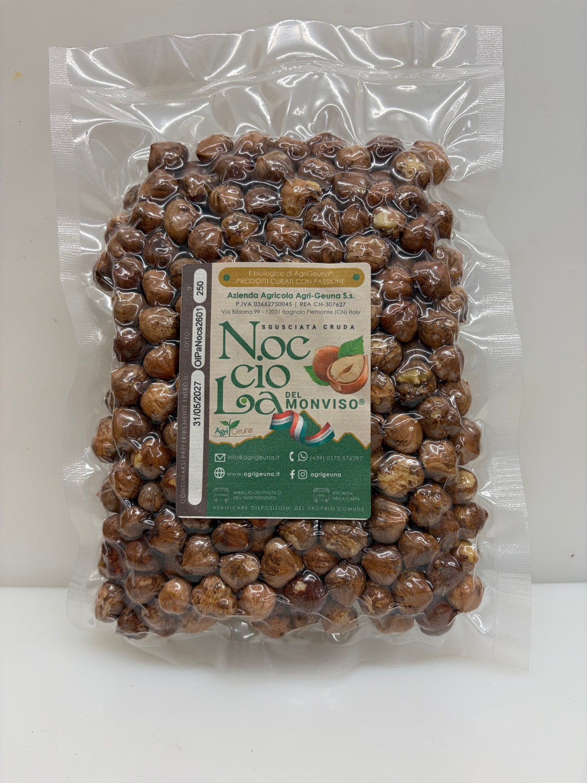 "Nocciola del Monviso"® GESCHÄLGT ROT | Azienda Bio Agri-Geuna®