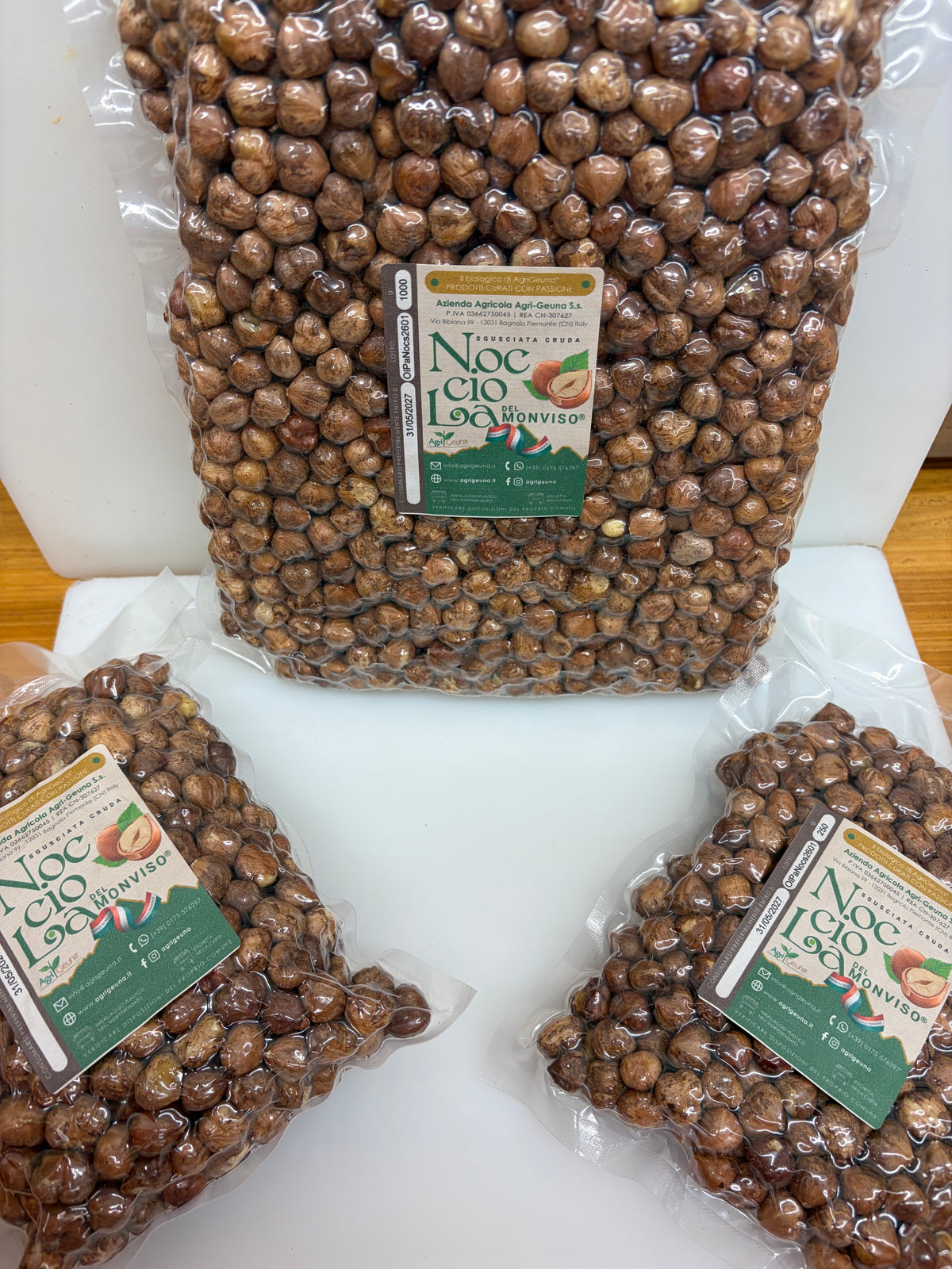"Nocciola del Monviso"® GESCHÄLGT ROT | Azienda Bio Agri-Geuna®