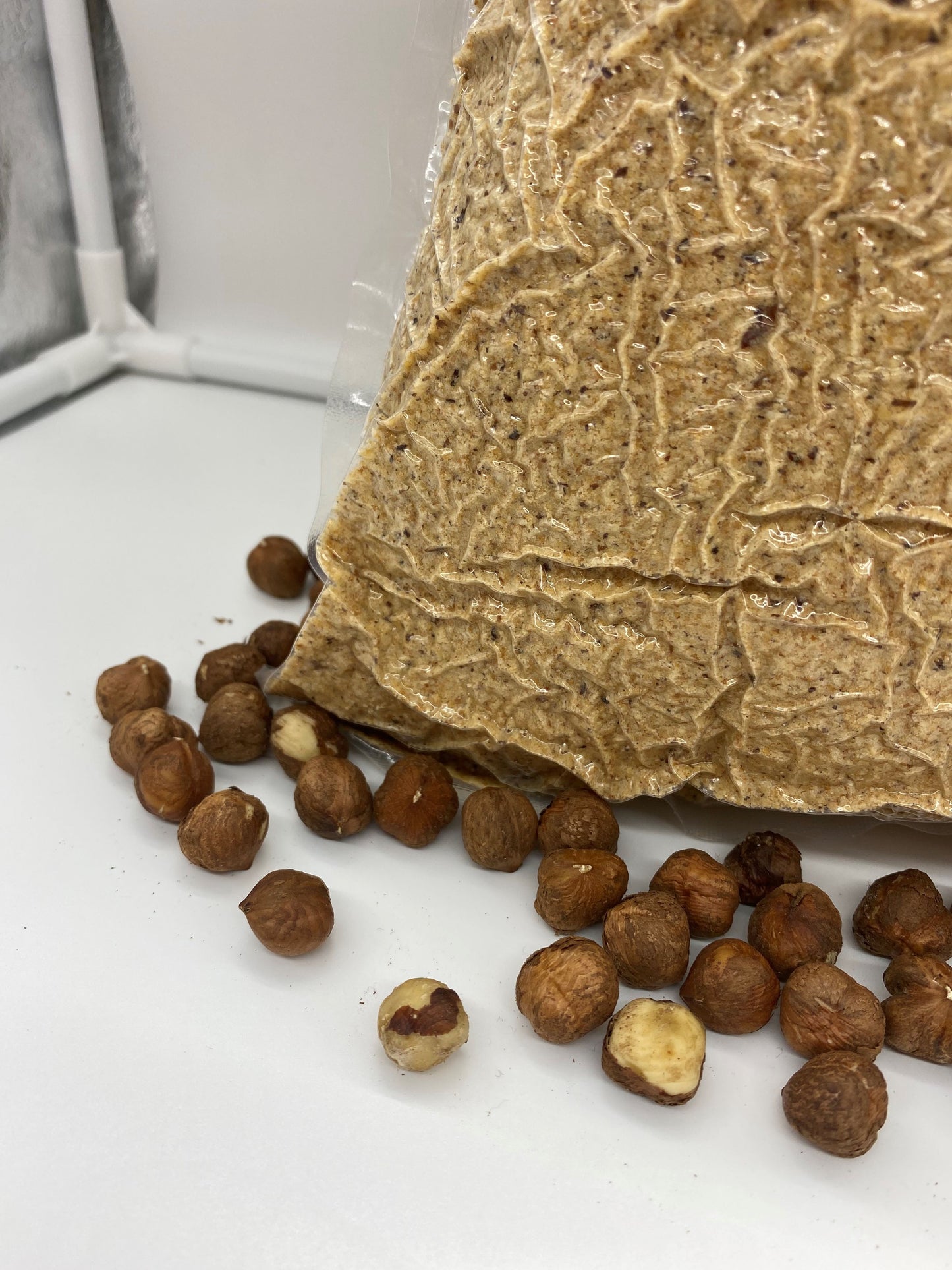 Farina della "Nocciola del Monviso"® nocciole coltivate da azienda biologica